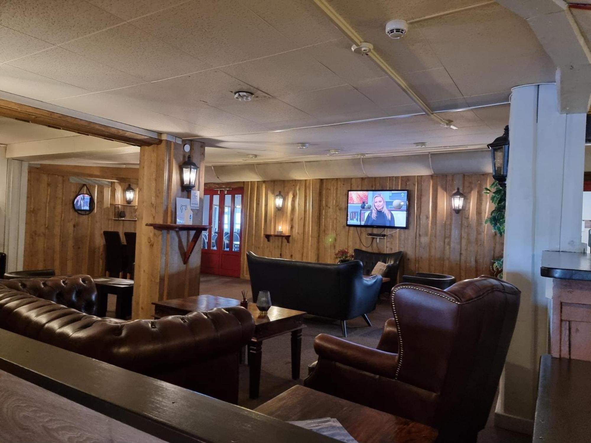 Hotell Tjamstan Mala Exteriér fotografie
